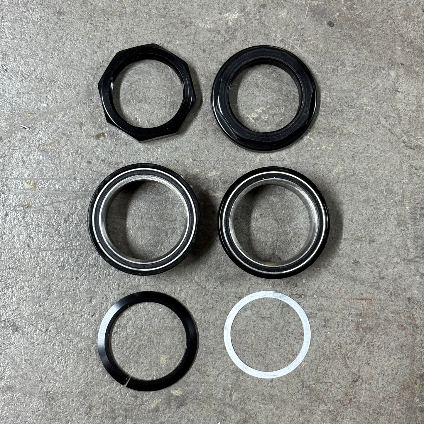 Threaded Sealed Cartridge Headset